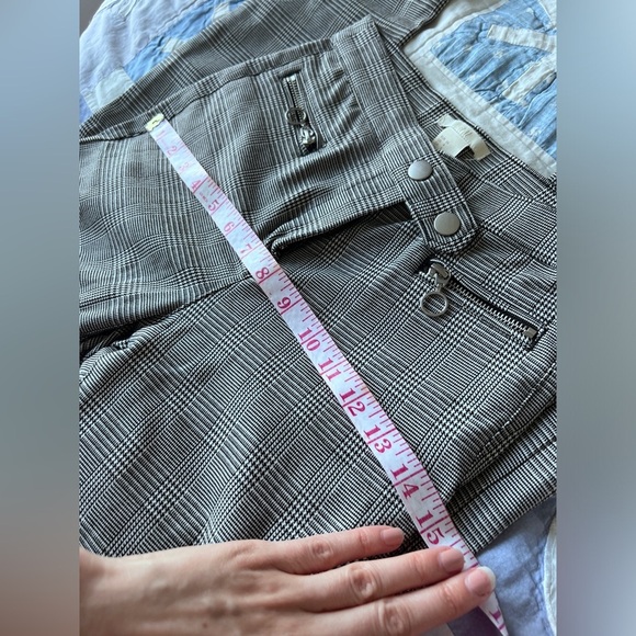 H&M Womens Grey White Plaid Dress Pants Emo Punk Trousers 4 - Picture 8 of 10